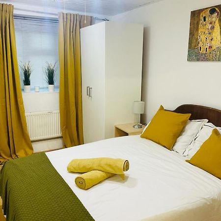 Cosy Flat Close To East Finchley Station 런던 외부 사진
