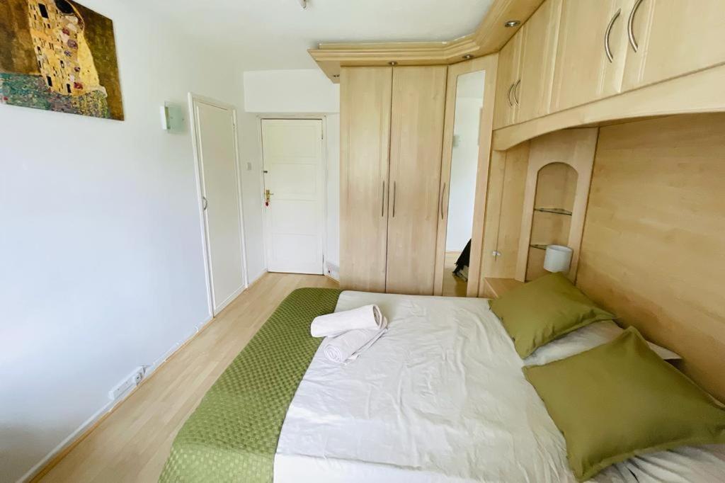 Cosy Flat Close To East Finchley Station 런던 외부 사진