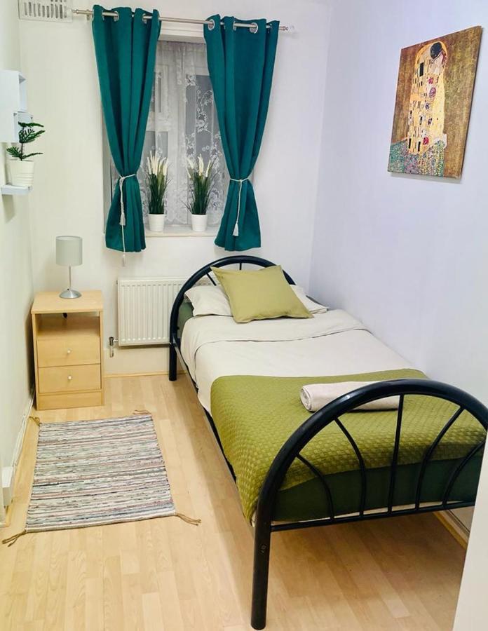 Cosy Flat Close To East Finchley Station 런던 외부 사진